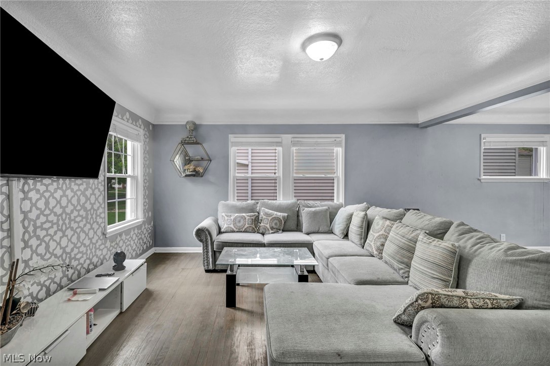21731 Maydale Avenue Euclid OH 44123