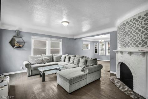21731 Maydale Avenue Euclid OH 44123