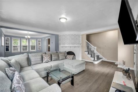 21731 Maydale Avenue Euclid OH 44123