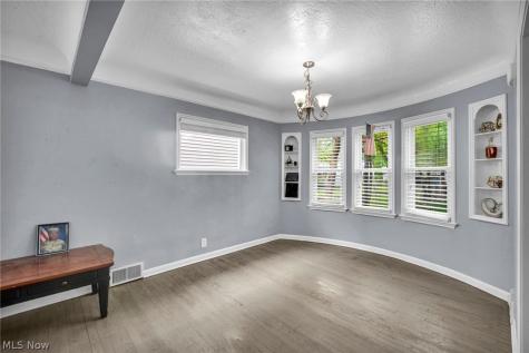 21731 Maydale Avenue Euclid OH 44123