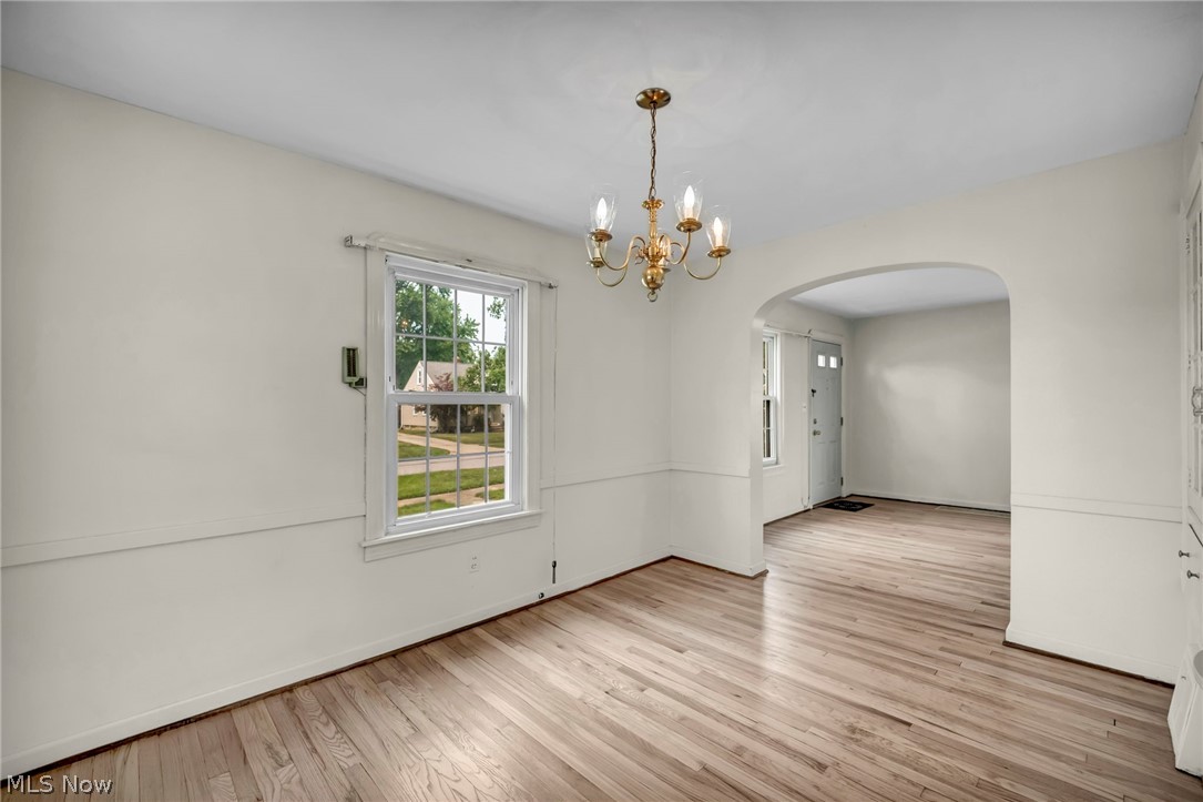 127 Lafayette Street Elyria OH 44035