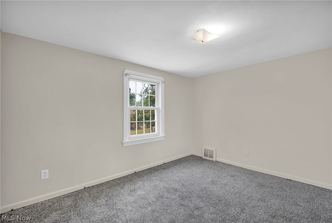127 Lafayette Street Elyria OH 44035