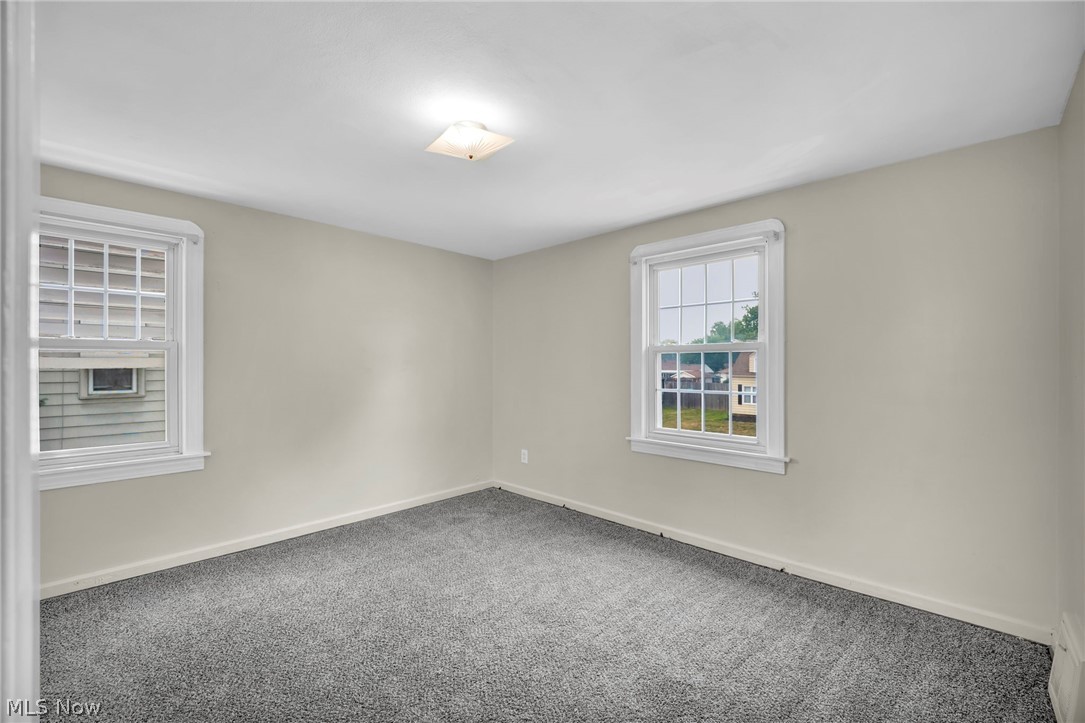 127 Lafayette Street Elyria OH 44035