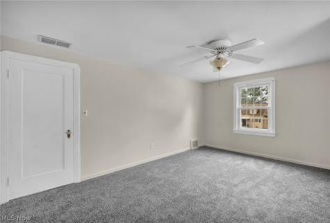 127 Lafayette Street Elyria OH 44035