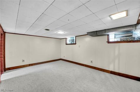 127 Lafayette Street Elyria OH 44035