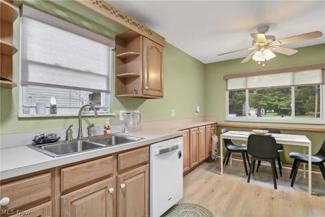 4695 Martin Drive North Olmsted OH 44070
