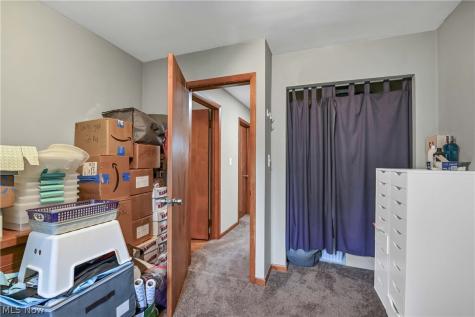 4695 Martin Drive North Olmsted OH 44070