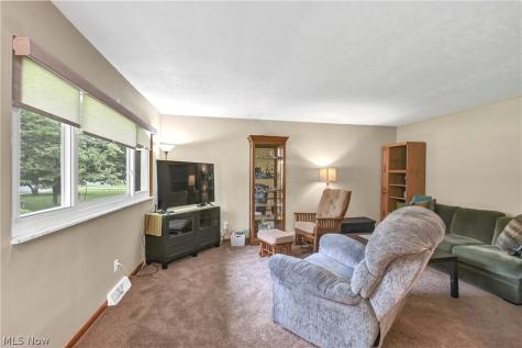 4695 Martin Drive North Olmsted OH 44070