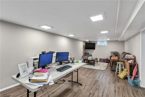 4695 Martin Drive North Olmsted OH 44070
