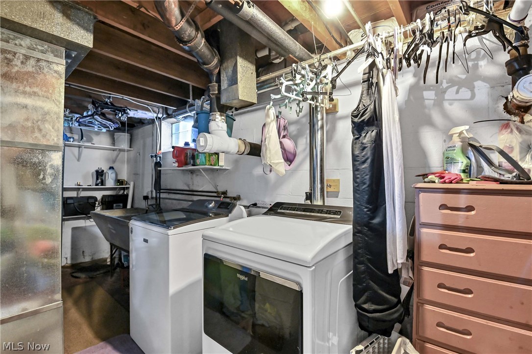4695 Martin Drive North Olmsted OH 44070