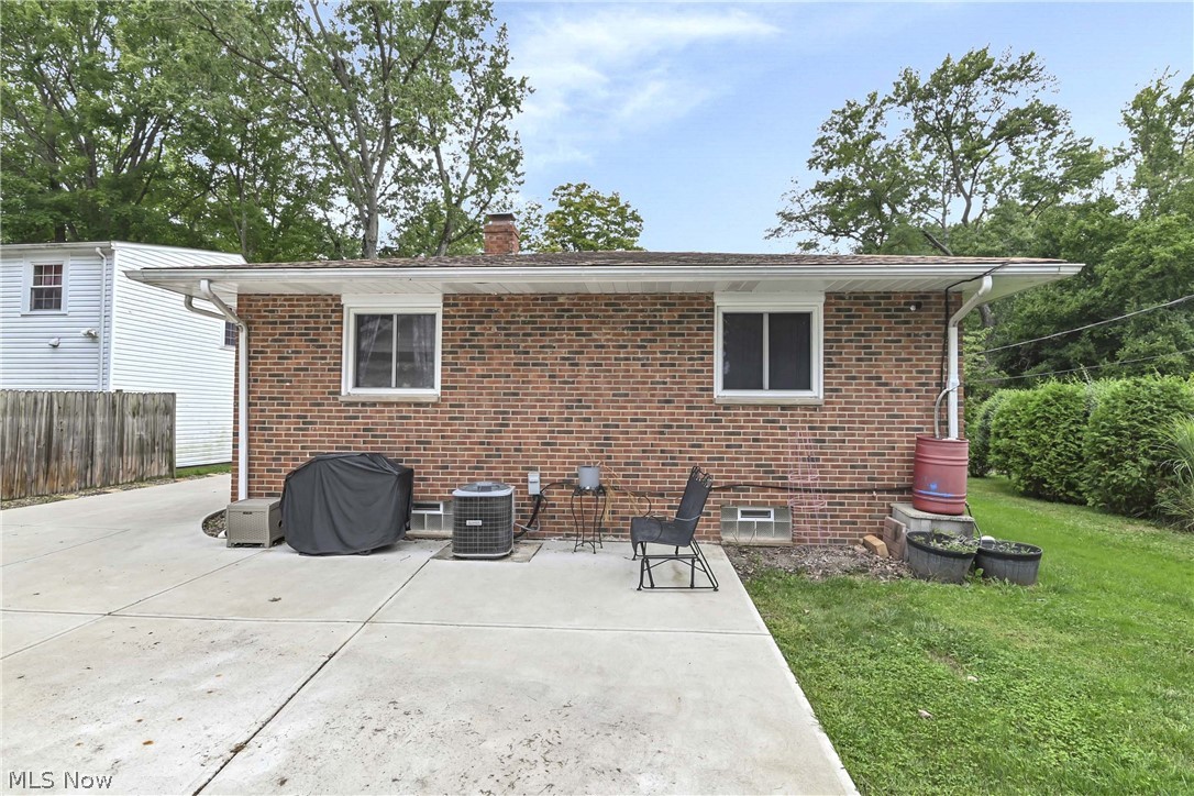 4695 Martin Drive North Olmsted OH 44070