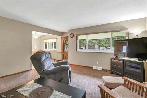 4695 Martin Drive North Olmsted OH 44070