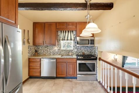 14924 Carol Drive Maple Heights OH 44137