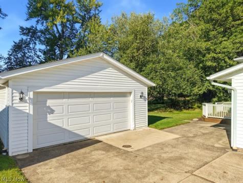 14924 Carol Drive Maple Heights OH 44137