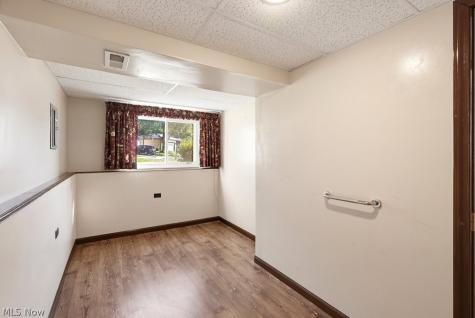 14924 Carol Drive Maple Heights OH 44137
