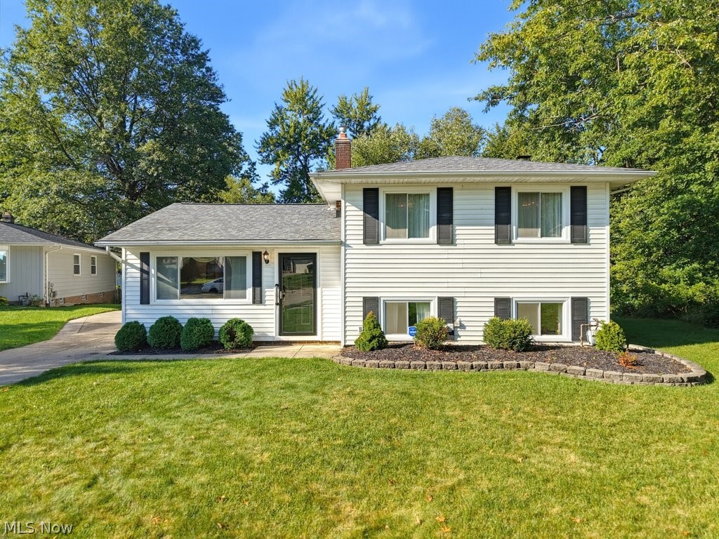 14924 Carol Drive Maple Heights OH 44137