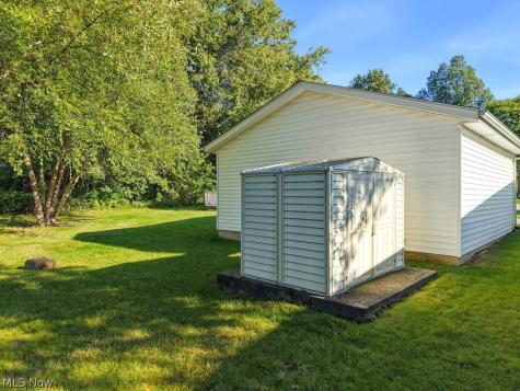 14924 Carol Drive Maple Heights OH 44137