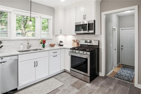3126 Mayfield Road Stow OH 44224