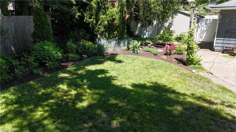 3126 Mayfield Road Stow OH 44224