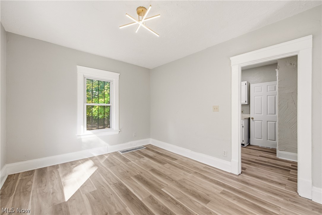 904 E 144th Street Cleveland OH 44110