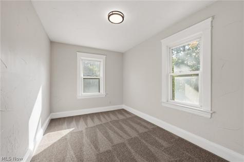 904 E 144th Street Cleveland OH 44110