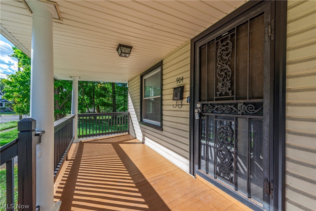 904 E 144th Street Cleveland OH 44110