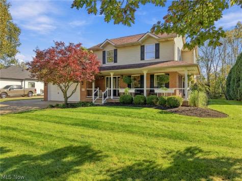 1064 Danielle Avenue Louisville OH 44641