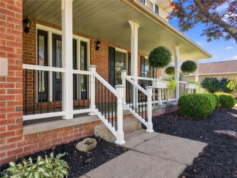 1064 Danielle Avenue Louisville OH 44641