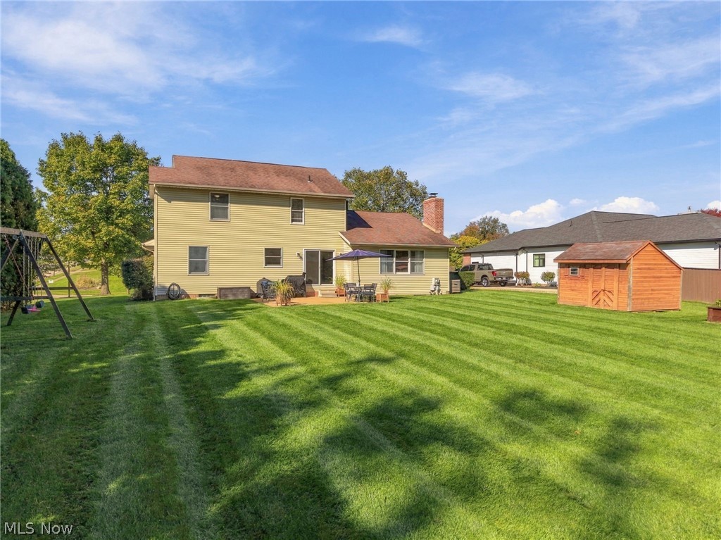 1064 Danielle Avenue Louisville OH 44641