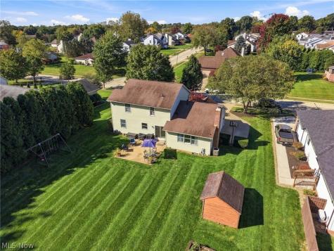 1064 Danielle Avenue Louisville OH 44641