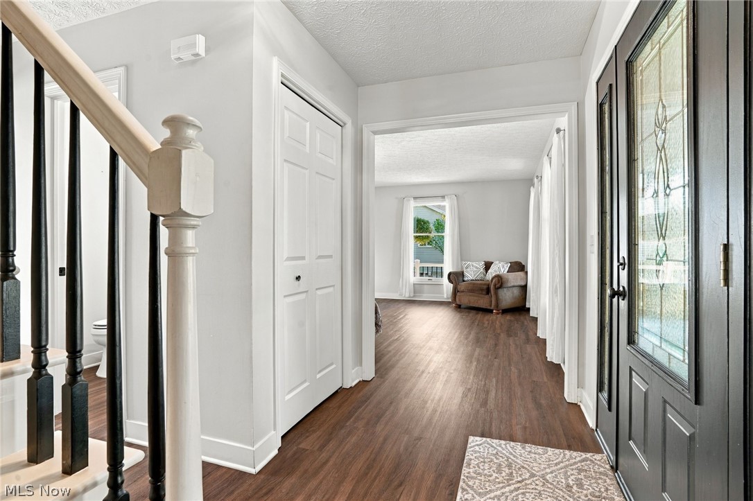 1064 Danielle Avenue Louisville OH 44641