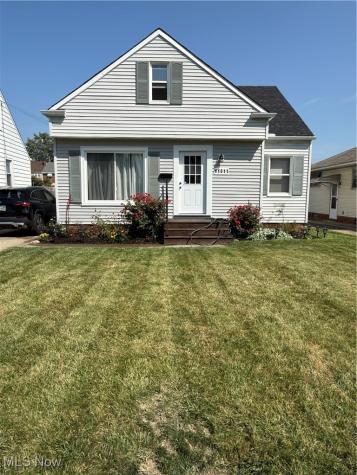 11011 Wallingford Avenue Garfield Heights OH 44125