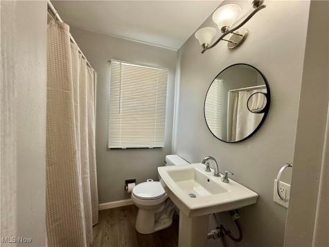 11011 Wallingford Avenue Garfield Heights OH 44125