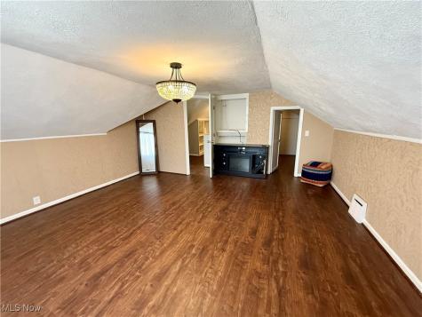 11011 Wallingford Avenue Garfield Heights OH 44125