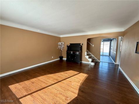 11011 Wallingford Avenue Garfield Heights OH 44125