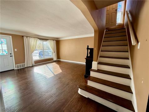 11011 Wallingford Avenue Garfield Heights OH 44125