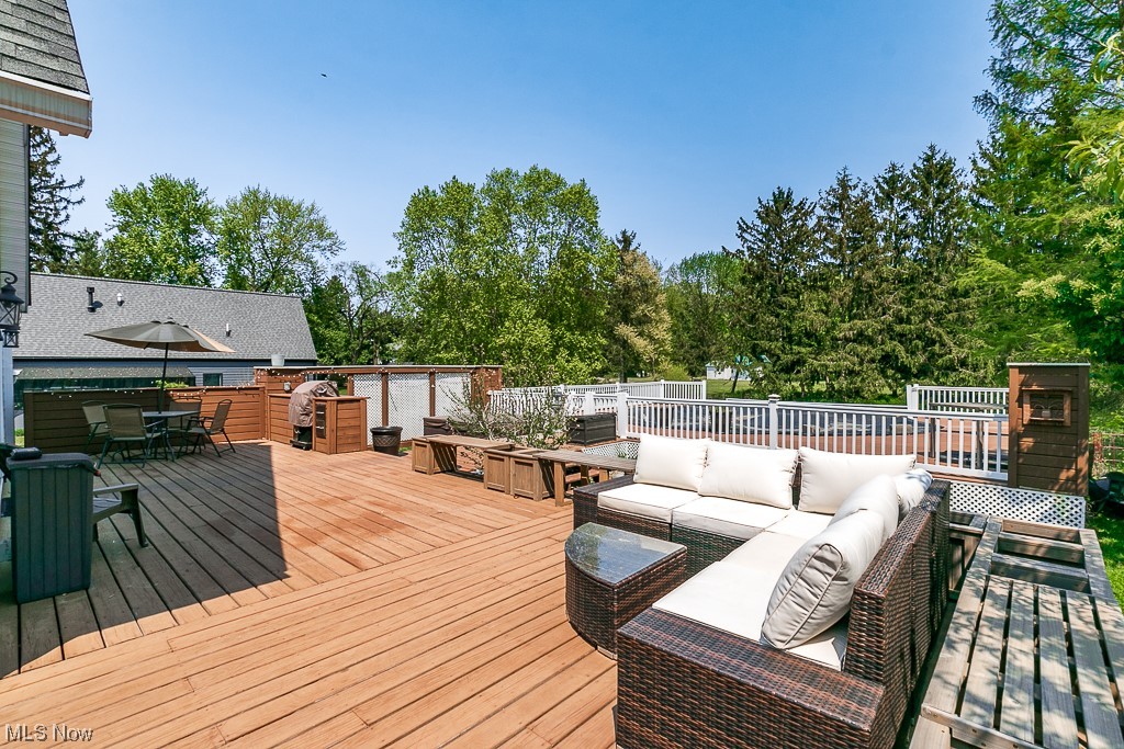 2755 Oak Street Willoughby Hills OH 44094