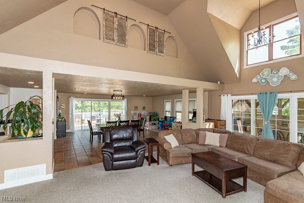 2755 Oak Street Willoughby Hills OH 44094