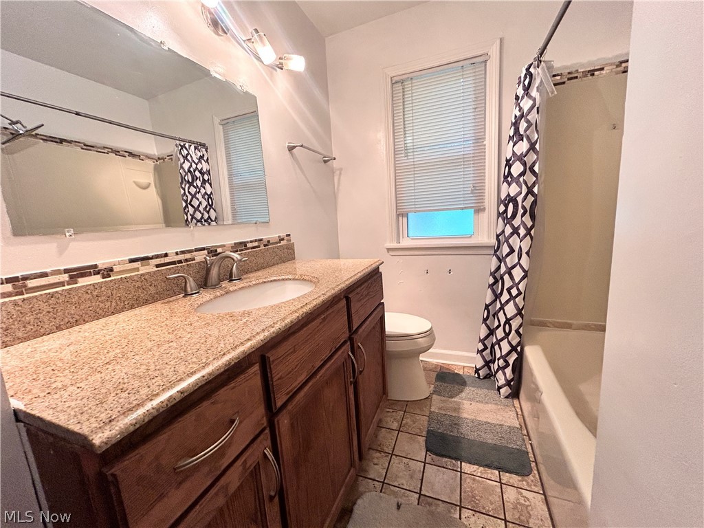 1011 Learidge Road Lyndhurst OH 44124