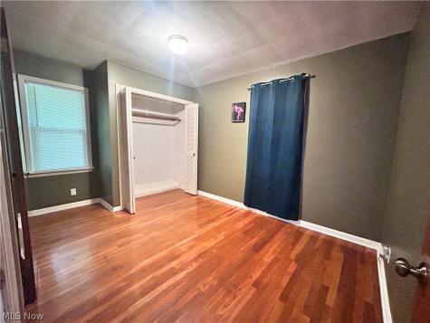 1011 Learidge Road Lyndhurst OH 44124