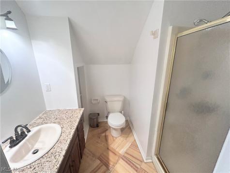 1011 Learidge Road Lyndhurst OH 44124