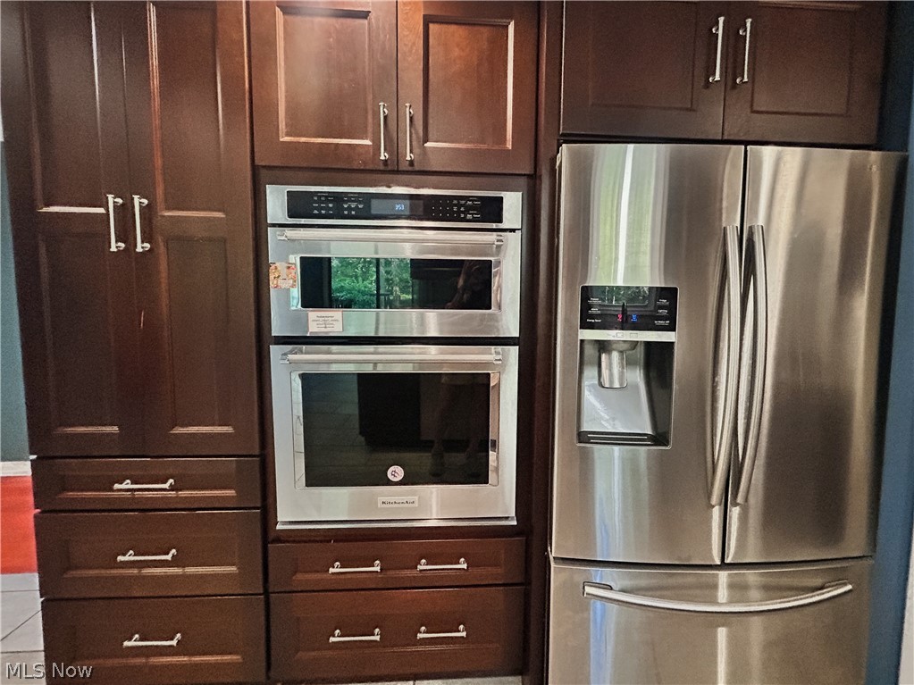 1011 Learidge Road Lyndhurst OH 44124