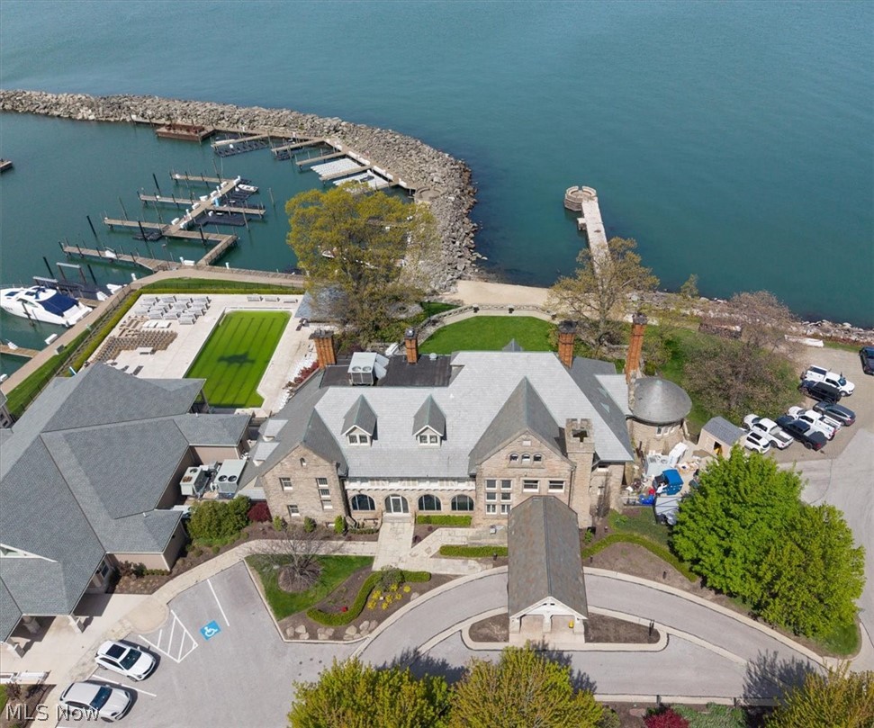 122 Haskell Drive Bratenahl OH 44108