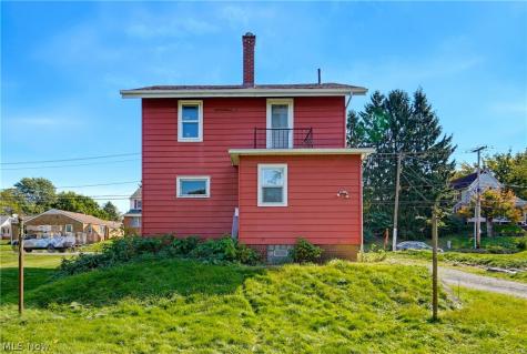 1649 Gibbs Avenue NE Canton OH 44705
