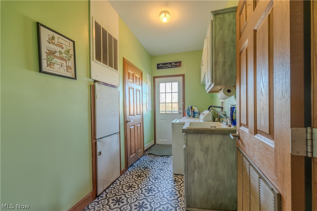 19345 Township Road 121 Newcomerstown OH 43832