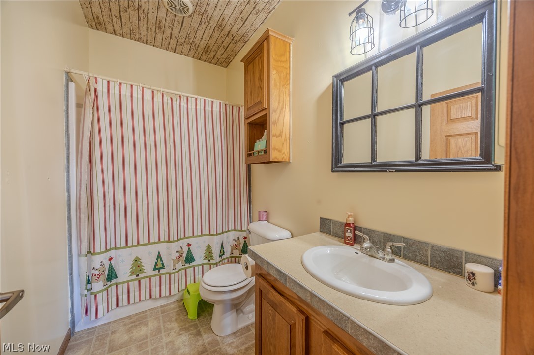 19345 Township Road 121 Newcomerstown OH 43832