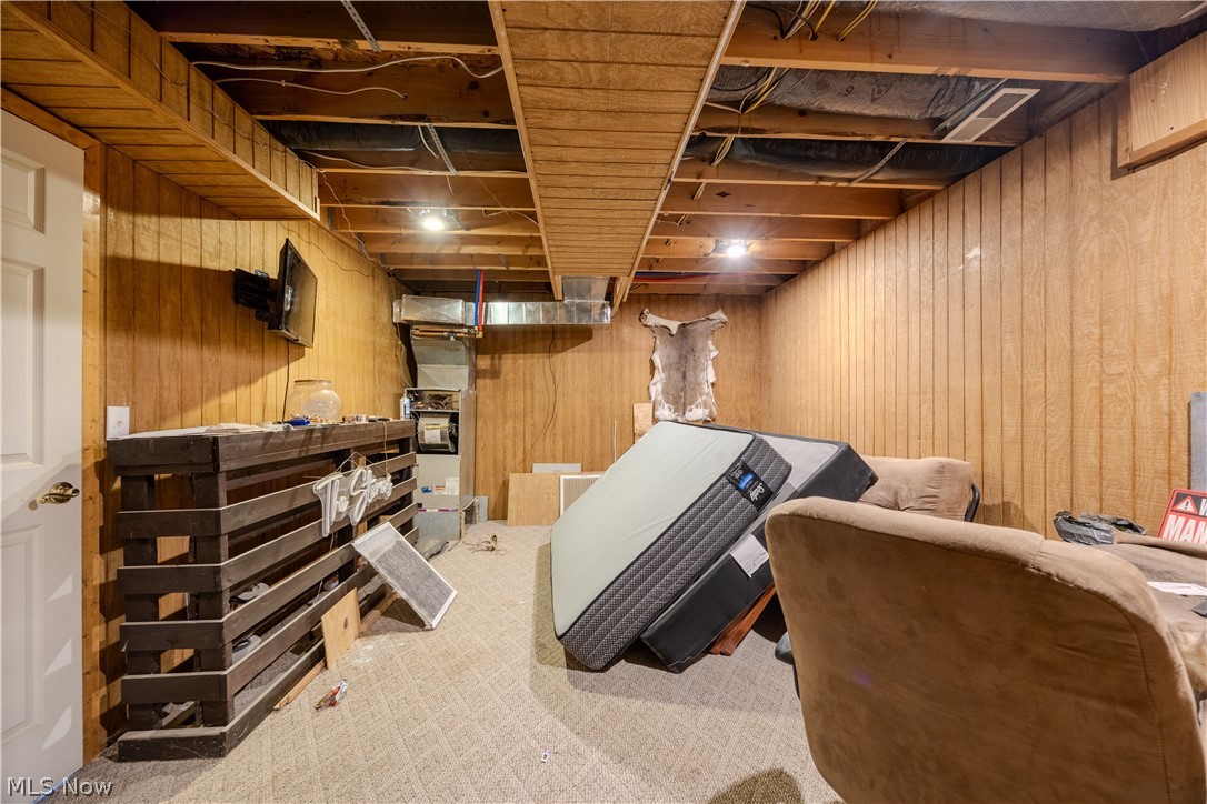 19345 Township Road 121 Newcomerstown OH 43832