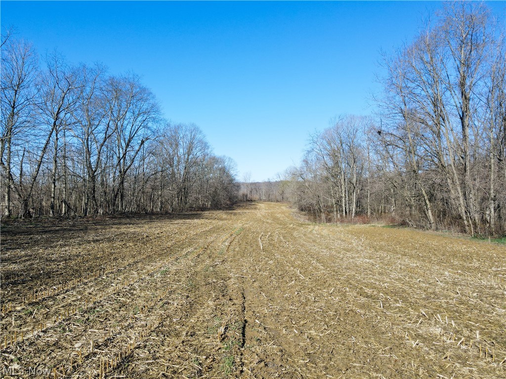 19345 Township Road 121 Newcomerstown OH 43832
