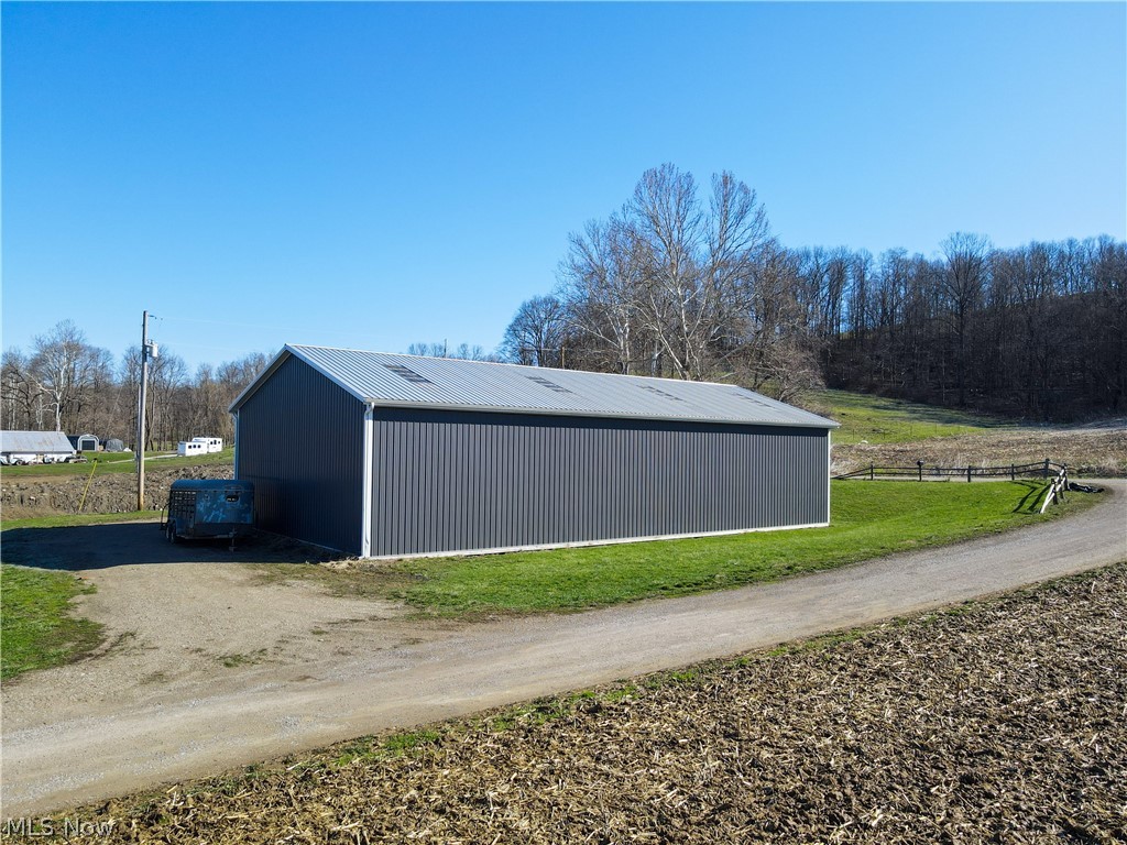 19345 Township Road 121 Newcomerstown OH 43832