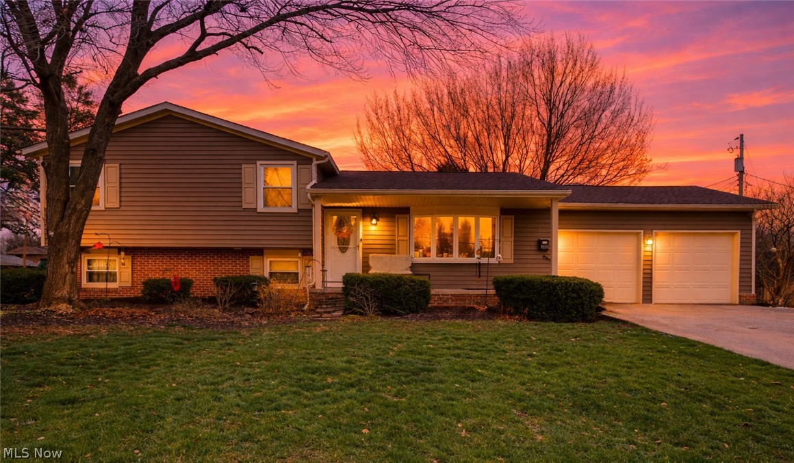 300 Castleton Road NE North Canton OH 44720